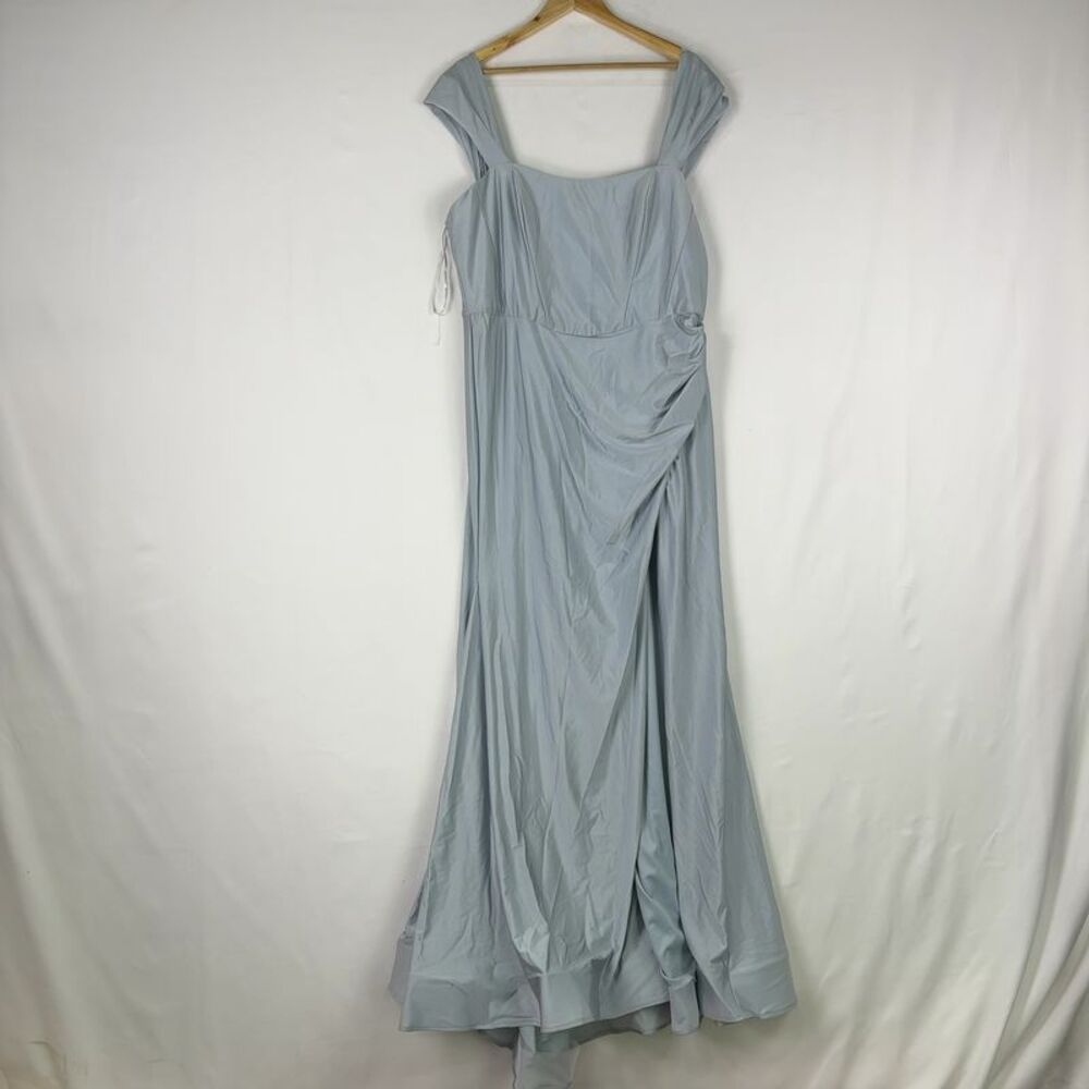 Cynthia & Sahar Evening Dress Gown